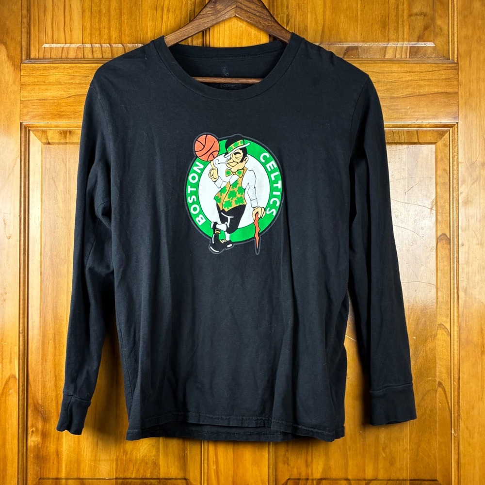 Kids Fanatics Boston Celtics Kyrie Irving 11 Long Sleeve Shirt Black YL